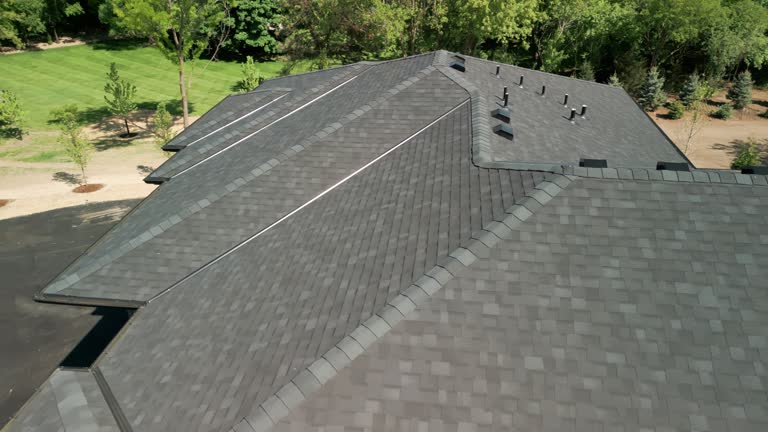 Best Emergency Roof Repair Services  in East Canton, OH